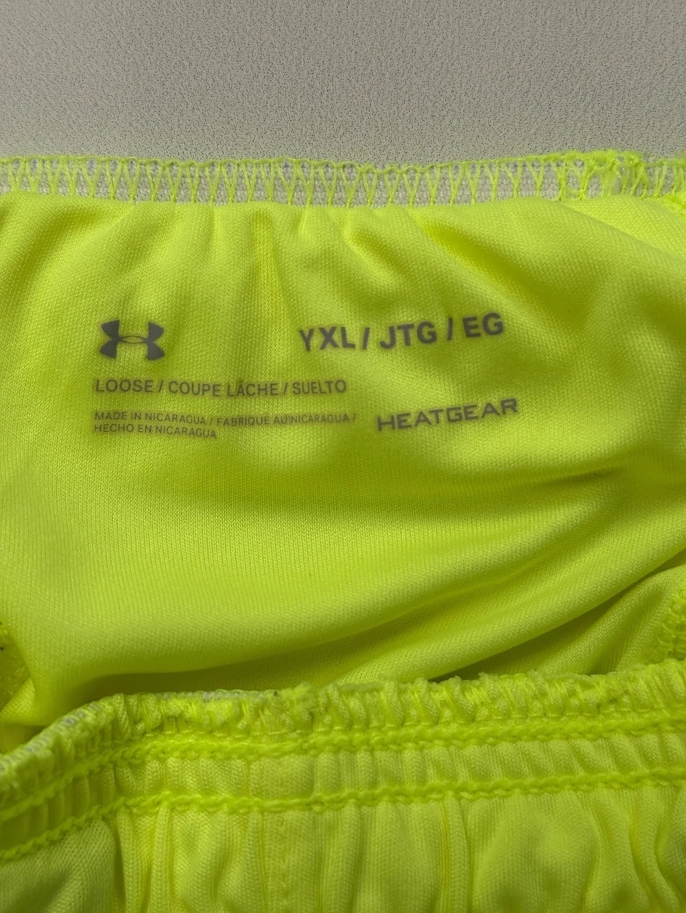 Under Armour Athletic Shorts Neon Yellow Loose Fit - Boys XL